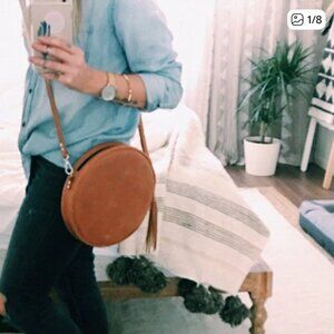 EUC Holla Handcrafted Italian Tan Leather Round Crossbody